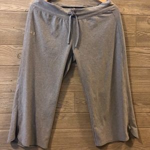 Under Armour Loose Fit Capri Pants